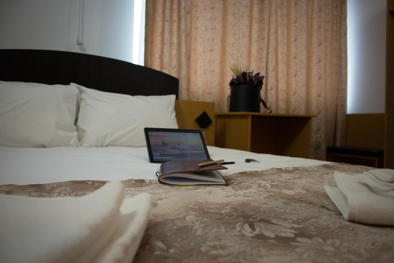 Rent Room N&S Iasi Buitenkant foto