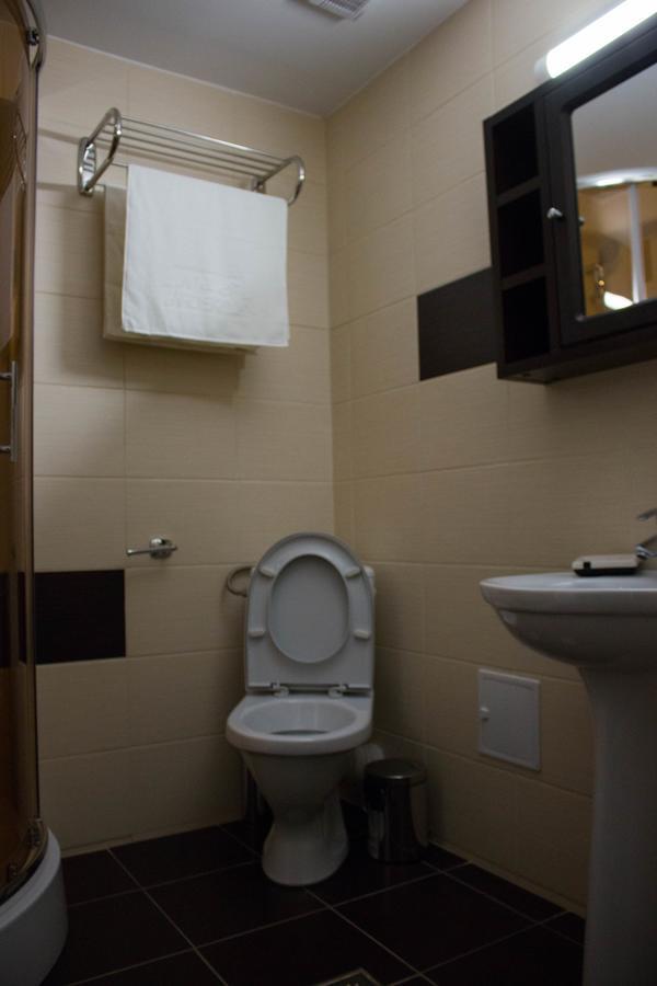 Rent Room N&S Iasi Buitenkant foto